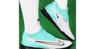 나이키풋살화 맘들 사이에서 난리난 뿜뿜뿜 상품 빈틈없는비교