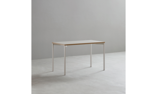 데스커 백화점에서 난리난 필수품 구매포인트